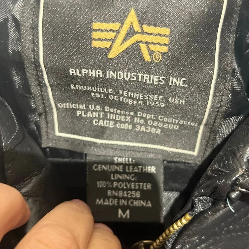 Alpha Industries Men's Black Leather Space Shuttle NASA Bomber Jacket Medium‎